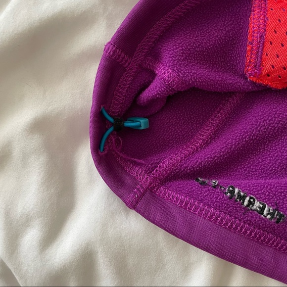 SOLD - Nike Therma-Fit Hoodie - Picture 7 of 9